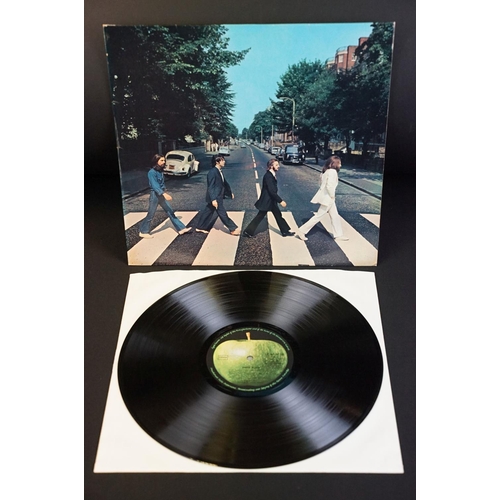 18 - Vinyl - 4 The Beatles LPs to include The White Album (top loader, stereo pressing ,No. 0416677, Mfd.... 