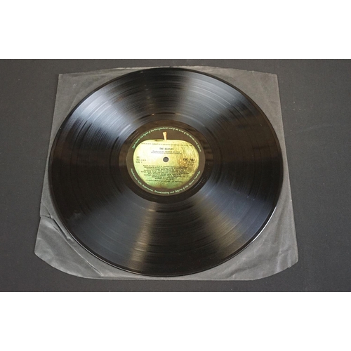 5 - Vinyl - The Beatles - White Album original mono pressing PMC7067, low number 0008599, top loader, MF... 