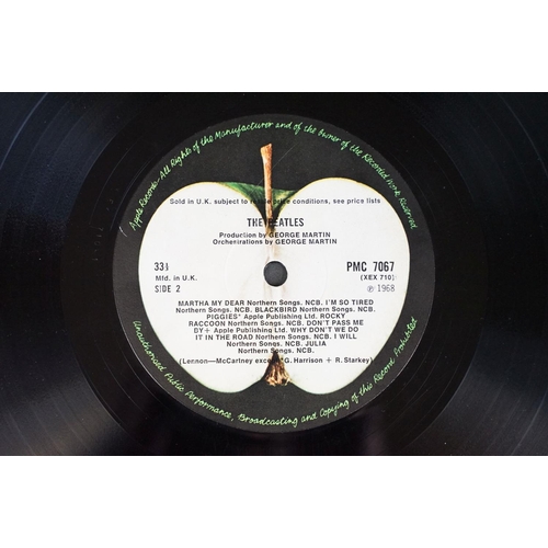 5 - Vinyl - The Beatles - White Album original mono pressing PMC7067, low number 0008599, top loader, MF... 