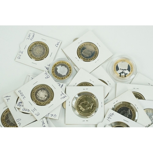 118 - A large collection of United Kingdom mainly uncirculated £2 coins within card coin sleeves.