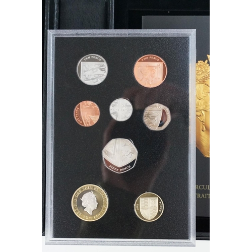 147 - A Royal Mint United Kingdom Queen Elizabeth II 2015 collectors edition proof coin set, encapsulated ... 