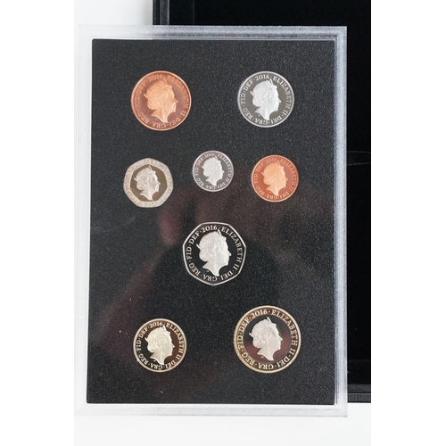 149 - A Royal Mint United Kingdom Queen Elizabeth II 2016 collectors edition proof coin set, encapsulated ... 