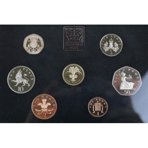 167 - A collection of six Royal Mint United Kingdom annual coin proof year sets to include 1991, 1992, 199... 