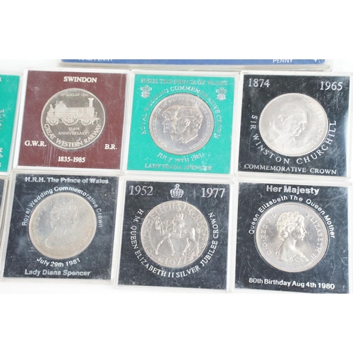 177 - A collection of mixed coins and tokens to include pre decimal coins, commemorative crowns, coin year... 