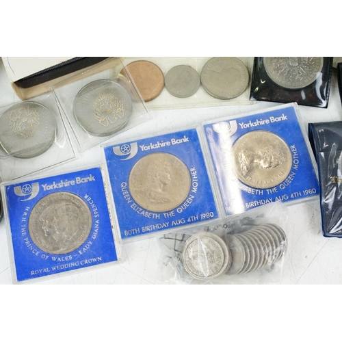 73 - A collection of mixed coins to include circulated and uncirculated examples together with some silve... 