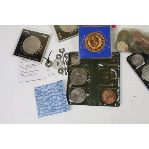 242 - A collection of mainly uncirculated coins to include Kuwait silver examples, First decimal sets, cro... 