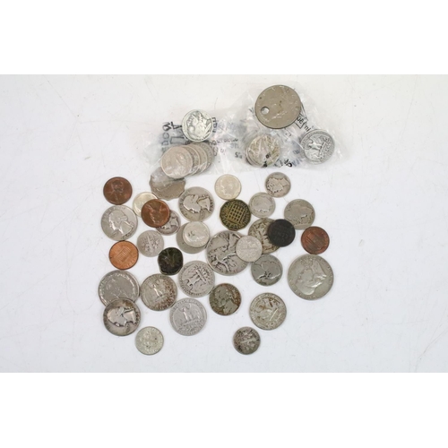 245 - A small collection of circulated United States of America coins.