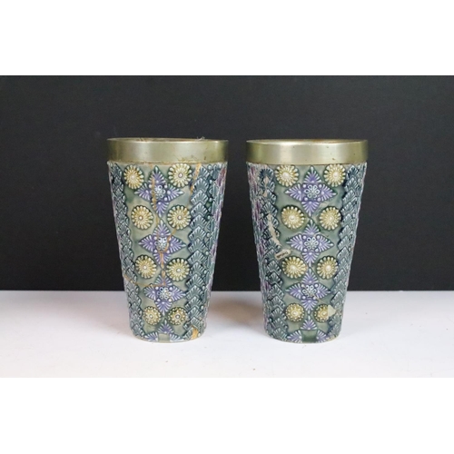 76 - Early 20th century Royal Doulton porridge bowl 5432 with 'Meal Makes Men' inscription together with ... 