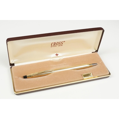 291 - Selection of vintage pens to include boxed Tiffany ball point pen, Waterman 'Ideal' fountain pen, tw... 