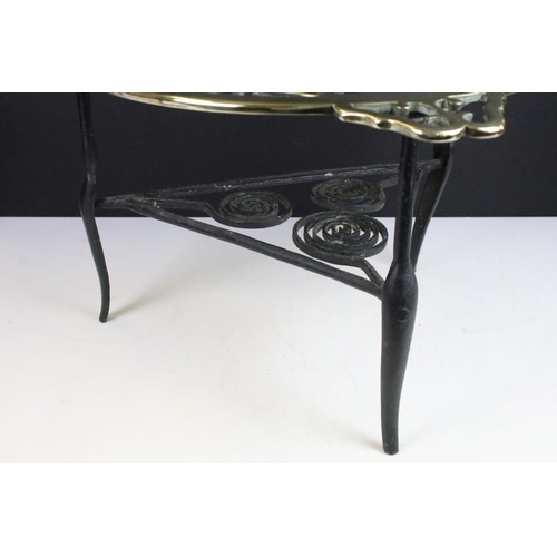 95 - Early mid 19th century brass and iron trivet kettle stand, H 29cm x W 42cm x D 34cm