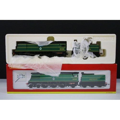 10 - Two boxed Hornby OO gauge Super Detail locomotives to include R2221 BR 4-6-2 Battle of Britain Class... 