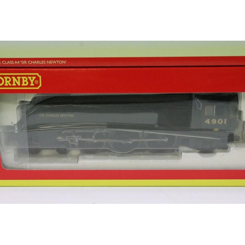 15 - Two boxed Hornby OO gauge locomotives to include R2338 NE 4-6-2 Class A4 Locomotive Sir Charles Newt... 