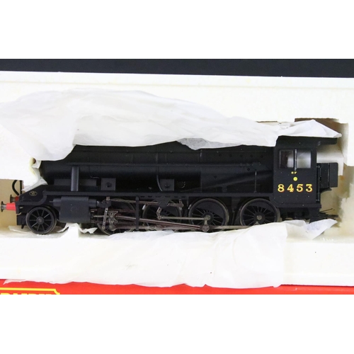 48 - Four boxed Hornby OO gauge Super Detail locomotives to include R2220 BR 4-6-2 Battle of Britain Clas... 