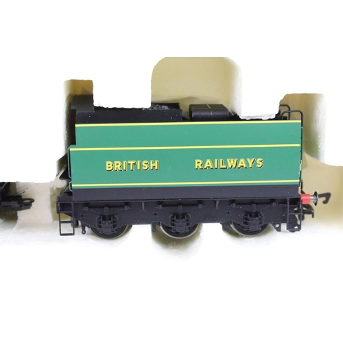 48 - Four boxed Hornby OO gauge Super Detail locomotives to include R2220 BR 4-6-2 Battle of Britain Clas... 