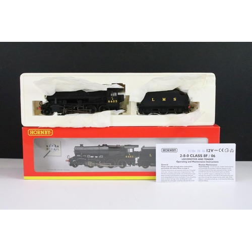 48 - Four boxed Hornby OO gauge Super Detail locomotives to include R2220 BR 4-6-2 Battle of Britain Clas... 