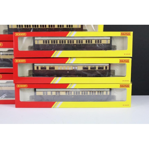 57 - 10 Boxed Hornby Railroad OO gauge items of rolling stock to include 2 x R4526 Operating Mail Coach 8... 