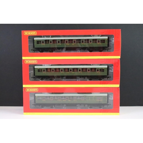 80 - Boxed Hornby OO gauge R4378 Southern Suburban 1938 Coaches Coach Pack, complete