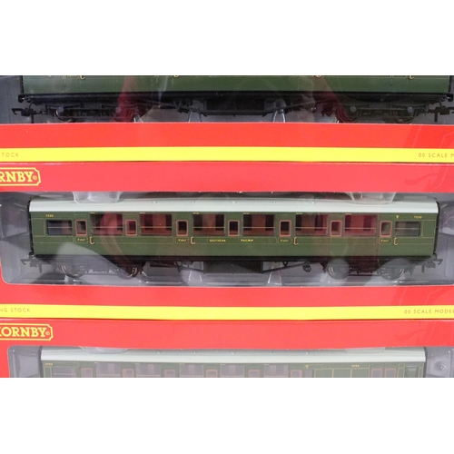 80 - Boxed Hornby OO gauge R4378 Southern Suburban 1938 Coaches Coach Pack, complete