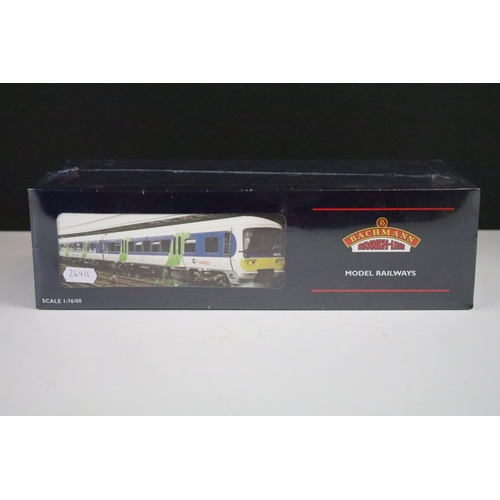 81 - Sealed & boxed Bachmann OO gauge 31-026 16 Turbo 3 Car DMU Thames Trains set, ex