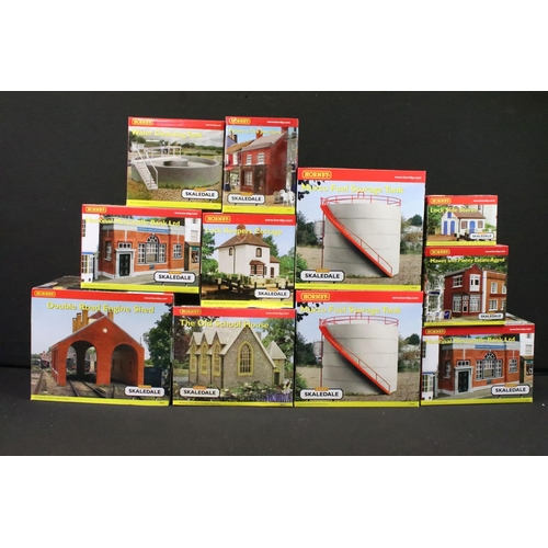 64 - 24 Boxed Hornby Skaledale OO gauge trackside buildings to include R8581 Double Road Engine Shed, R89... 