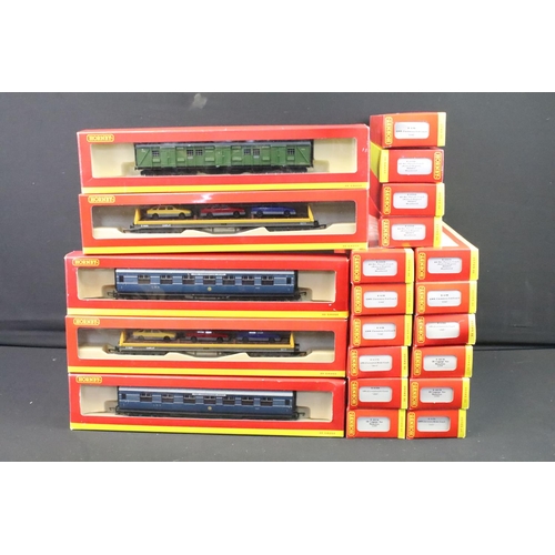 65 - 32 Boxed Hornby OO gauge items of rolling stock to include R6143 BR Carfleet Car Transporter B748698... 