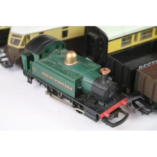 89 - Six OO gauge / Hornby Dublo locomotives to include Hornby Dublo Barnstaple, Lima NO 22, Airfix 0-6-0... 