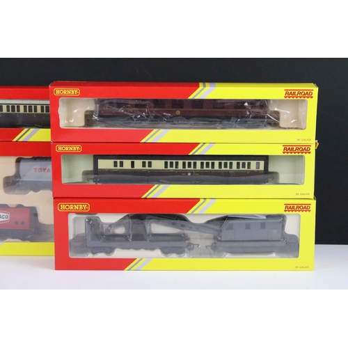 91 - 13 Boxed Hornby OO gauge items of rolling stock to include R6366 Fuel Tanker Pack, R6689 Breakdown C... 