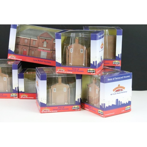 92 - 12 Boxed / carded Bachmann Scenecraft OO gauge trackside buildings and accessories to include 6 x 44... 