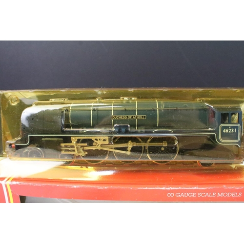 95 - Six boxed Hornby OO gauge locomotives to include R310 BR 4-6-2 Loco Battle of Britain Class Lord Bea... 