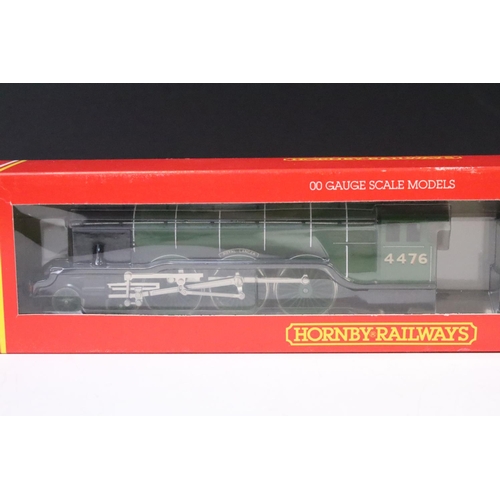 97 - Three boxed Hornby OO gauge locomotives to include R398 LNER 4-6-2 Loco Flying Scotsman, R373 BR 2-1... 