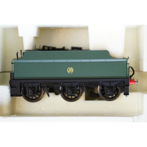 17 - Two boxed Hornby OO gauge locomotives to include R2420 BR Class 31 A1A Diesel Electric Locomotive D5... 