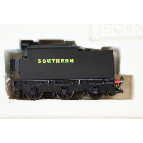 19 - Two boxed Hornby OO gauge locomotives to include R2343 SR 0-6-0 Class Q1 Locomotive C8 and R2563 BR ... 