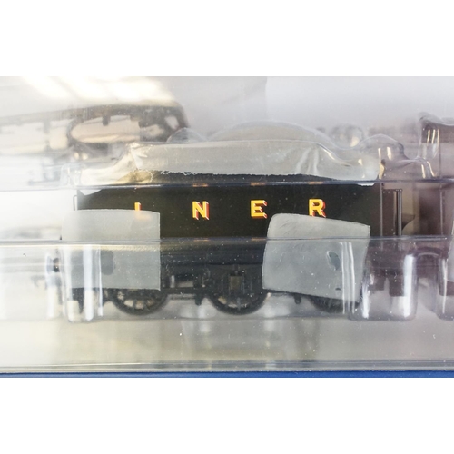 23 - Two boxed Bachmann OO gauge locomotives to include 31318 Class J11 5317 LNER Black and 31145Z Class ... 