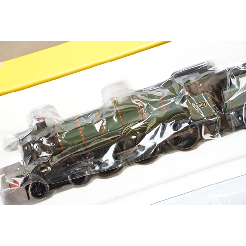 28 - Two boxed Hornby OO gauge locomotives to include Super Detail R2413A BR AIA AIA Diesel Electric Clas... 