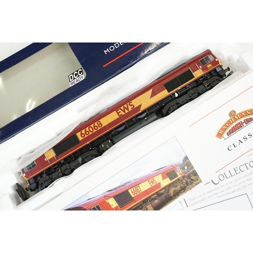 104 - Three boxed Bachmann OO gauge locomotives to include 31-550 V2 60800 Green Arrow BR green l/crest, 3... 