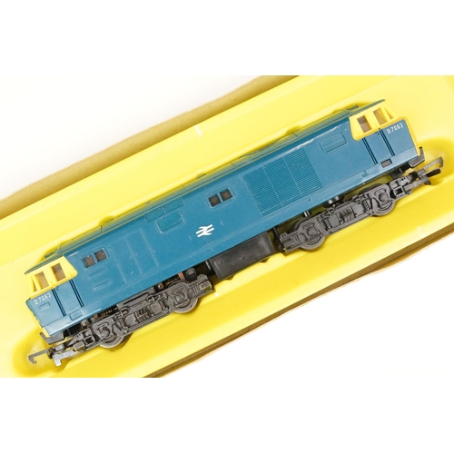 106 - Four boxed Hornby OO gauge locomotives to include R866 LNER B12 Locomotive, R320 LMS Class 5 Loco bl... 