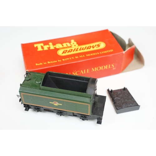 110 - 10 Boxed Triang OO gauge locomotives to include R357 AIA AIA Diesel Electric Loco, R59 2-6-2 Tank Lo... 