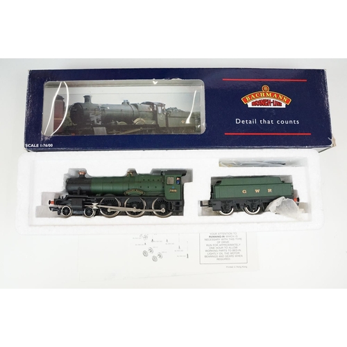 111 - Collection of OO gauge model railway to include boxed Bachmann 31305 Brome Manor locomotive, boxed H... 