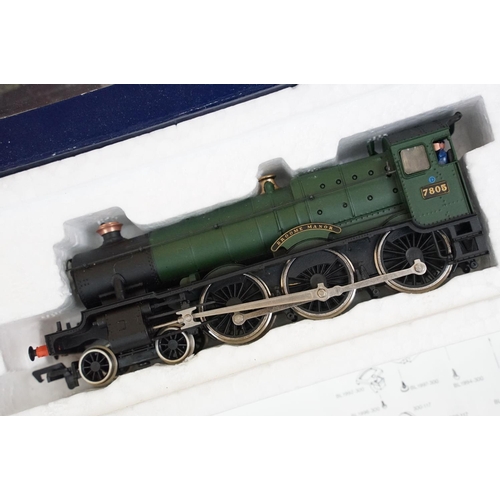 111 - Collection of OO gauge model railway to include boxed Bachmann 31305 Brome Manor locomotive, boxed H... 