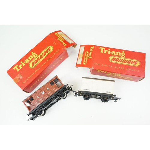 112 - Quantity of OO gauge model railway to include 4 x boxed Triang locomotives (R258 4-6-2 The Princess ... 