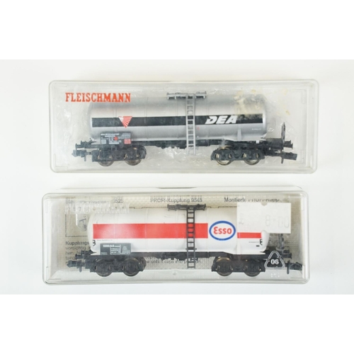 118 - 14 Cased N gauge items of rolling stock to include 7 x Bachmann 5, 2 x Minitrix, 3 x Fleischmann, 1 ... 