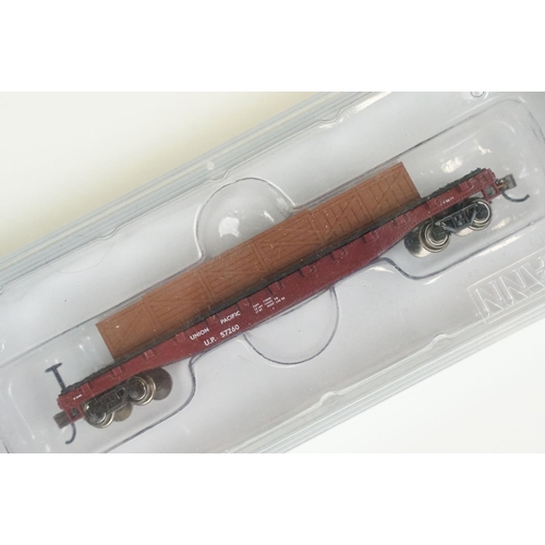 118 - 14 Cased N gauge items of rolling stock to include 7 x Bachmann 5, 2 x Minitrix, 3 x Fleischmann, 1 ... 