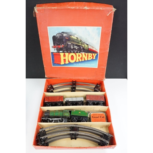 130 - Collection of Hornby O gauge model railway to include boxed Goods Set No 30 with locomotive, 3 x ite... 