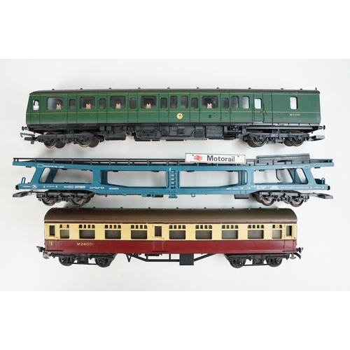 132 - 34 OO gauge Triang & Hornby items of rolling stock to include 17 x boxed examples and 17 x unboxed f... 