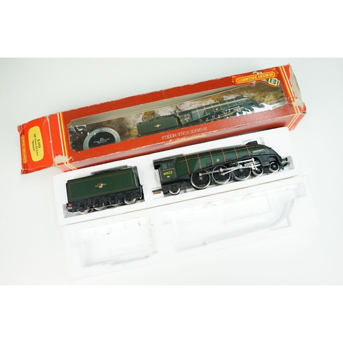 135 - Eight boxed OO gauge locomotives to include 6 x Hornby (R320 LMS Class 5 Loco black livery, R309 BR ... 