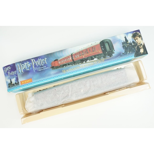 136 - Nine boxed Hornby Thomas & Friends OO gauge accessories to include R9052 James Brake Coach, 2 x R905... 