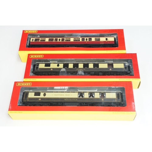 138 - 17 Boxed Hornby OO gauge items of rolling stock to include R4512 Brighton Belle Car Trailer 3rd car ... 