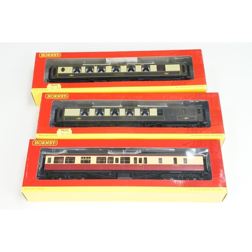 138 - 17 Boxed Hornby OO gauge items of rolling stock to include R4512 Brighton Belle Car Trailer 3rd car ... 