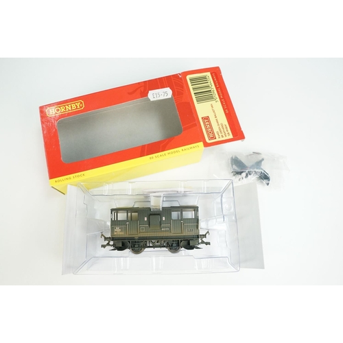 138 - 17 Boxed Hornby OO gauge items of rolling stock to include R4512 Brighton Belle Car Trailer 3rd car ... 