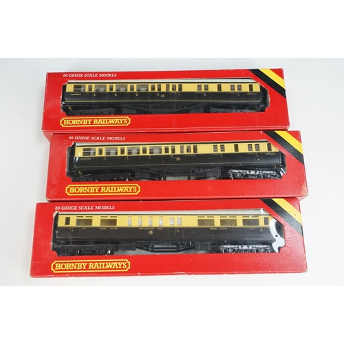 140 - 44 Boxed Hornby OO gauge items of rolling stock to include R4146A Pullman 3rd Class Kitchen Car, R47... 